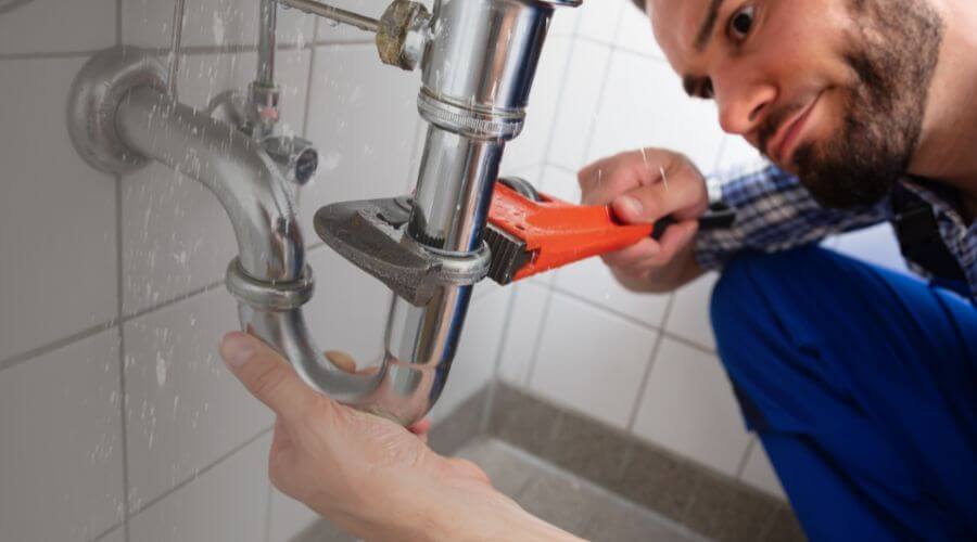 Local tankless water heater installation in California, MO